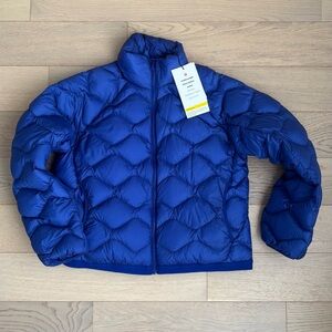 Lululemon Featherweight 900-Down-Fill Quilted Jacket (Riverside Blue color)